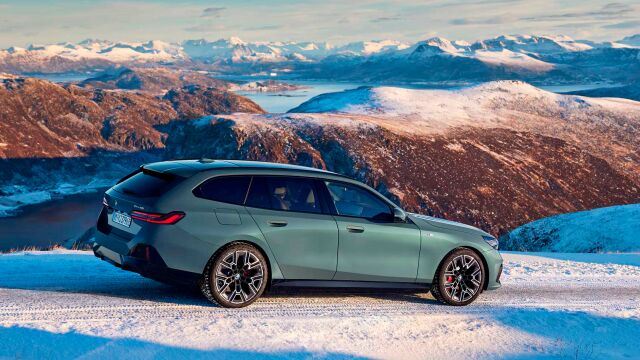 BMW i5 