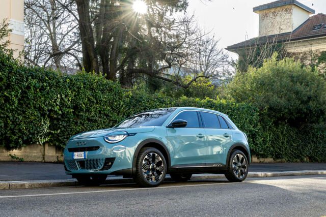 Nyt todellinen kesätarjous – Fiat 600 Hybrid Summer Edition alkaen vain 26 990 €!