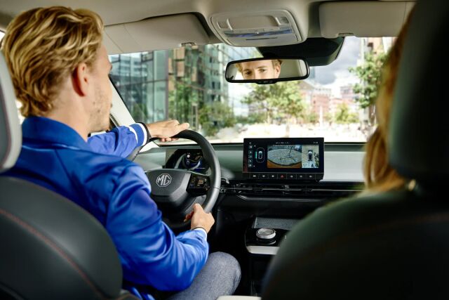 Täyssähköinen työsuhdeauto Hedin Automotivelta – vastuullisia valintoja.