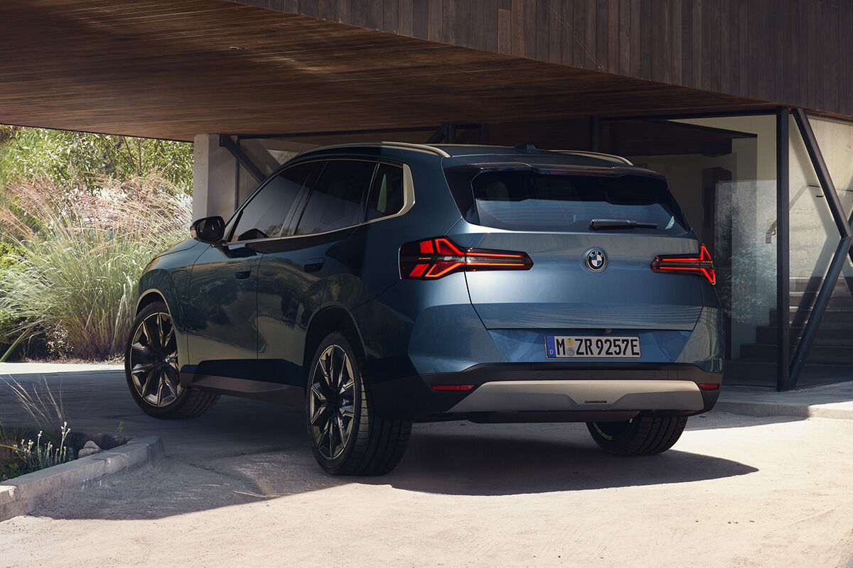 BMW X3 xDrive30 Charged Edition hinta alk. 70 195 €, vapaa autoetu 1 215 €/kk ja käyttöetu 1 095 €/kk