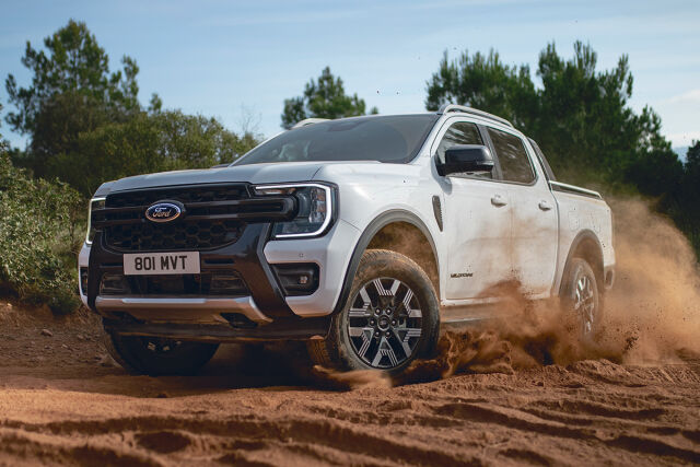 Täysin uusi Ford Ranger – nyt myös ladattavana hybridinä.