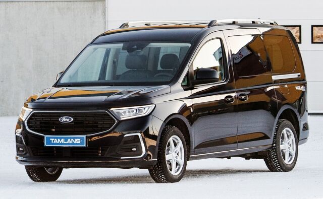 Tamlans-taksikiertue Hedin Automotiven Ford-liikkeissä.