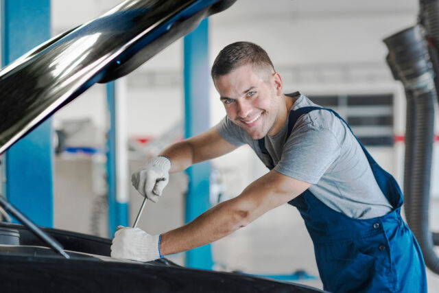 Hedin Automotiven huollon nouto- ja palautuspalvelu vain 99 €