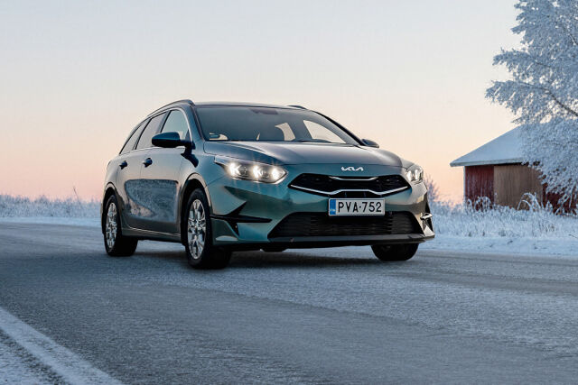 Uuden Kia-myymälän avajaisviikko ke-la 7.-10.1. Helsinki Herttoniemi Mekaanikonkatu 12