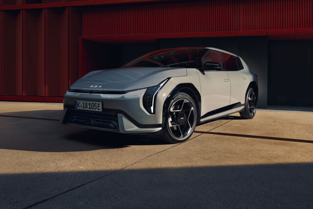 Täysin uusi täyssähköinen Kia EV4 nyt Hedin Automotivella