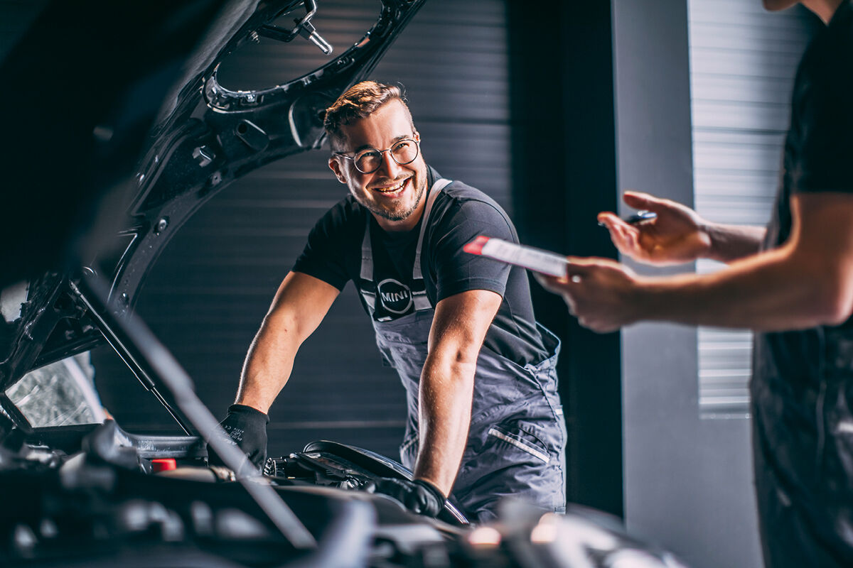 Kiinteät hinnat MINI huollossa - MINI Huolto 5+