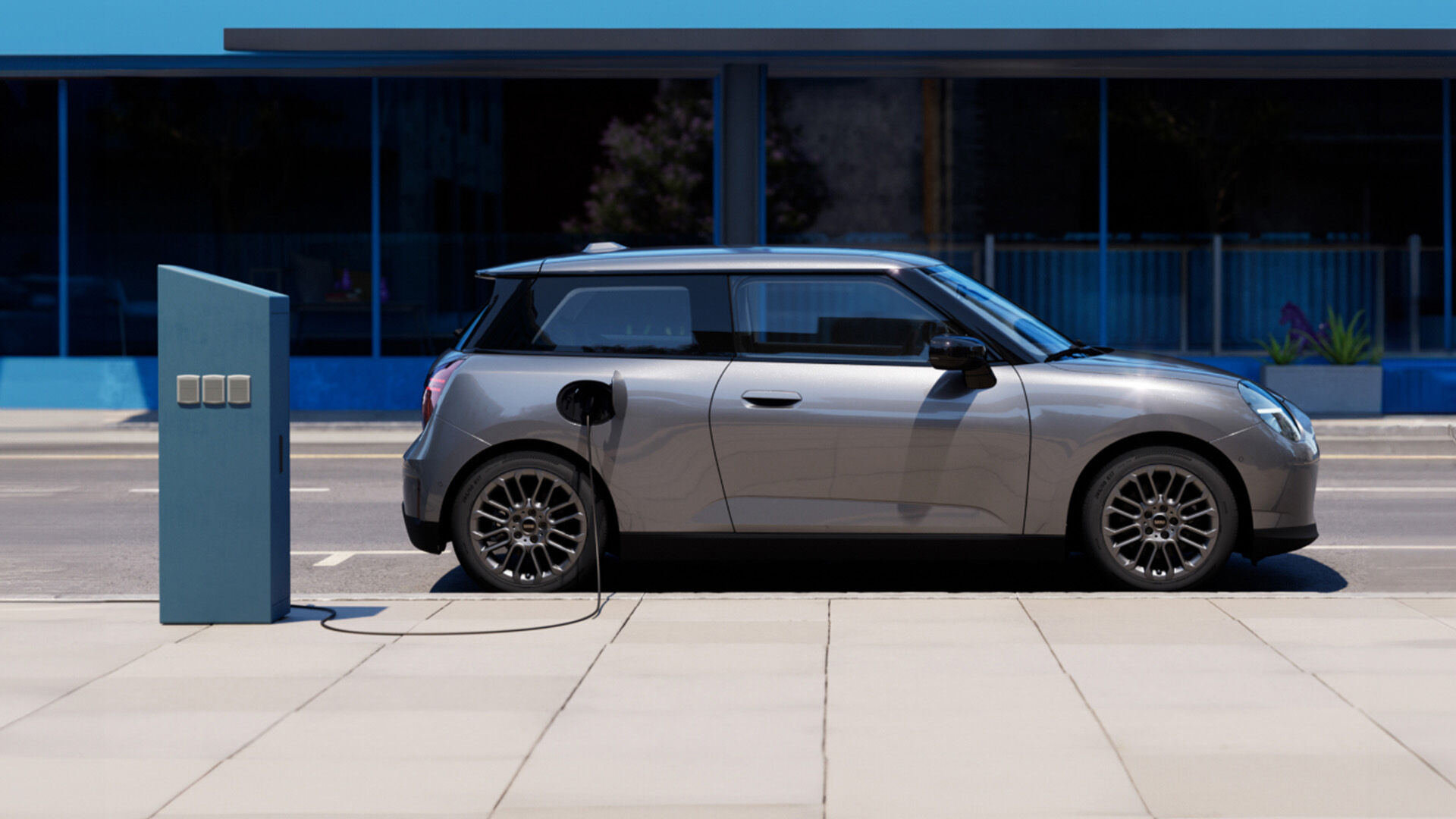 Saatavana myös huolettomalla yksityisleasingsopimuksella alk. 399 €/kk*.