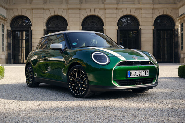 MINI Cooper. Go-kart tunnelmaa.