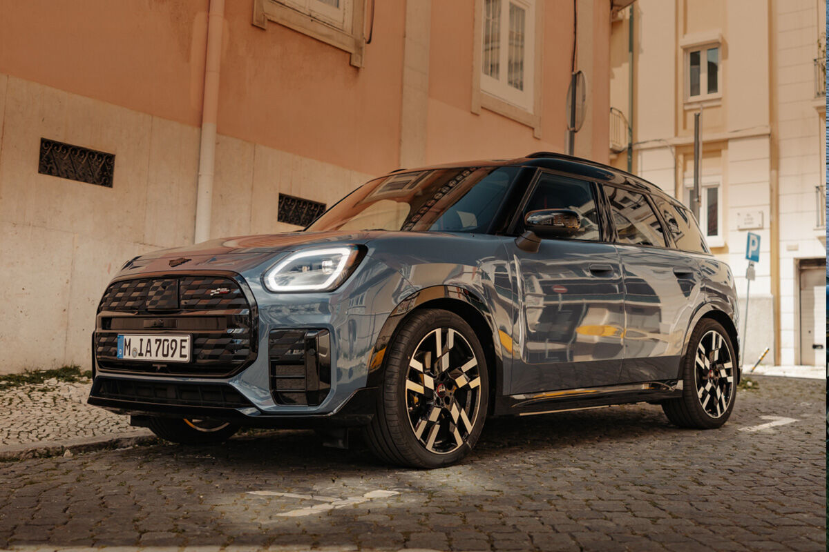MINI Countryman SE alk. 599 €/kk - yksityisleasing tai huoltoleasing (48 kk/40 tkm).
