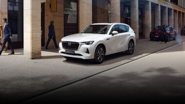 Uusi Mazda CX-60 ladattava hybridi. Upeampi kuin uskot.