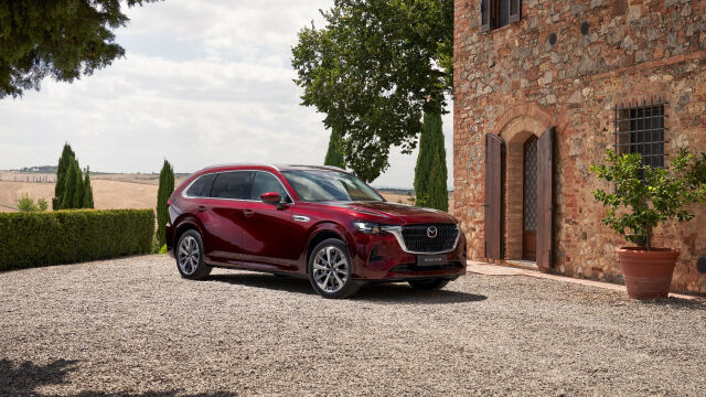 Nyt jopa 10 000 € ylimääräinen hyvitys autostasi vaihtaessasi sen uuteen Mazda CX-80