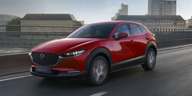 Mazdalta jo nyt ennakkoon 2 000 € romutuspalkkio vaihtaessasi Mazda CX-30 tai Mazda3