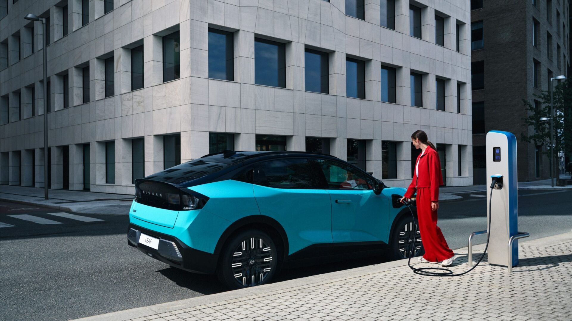 Toimintamatka ja lataus