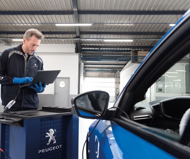 Peugeot ECO-merkkihuolto yli 5 vuotiaille autoille