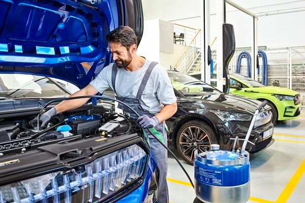 Škoda Service -merkkihuolto palvelee paikkakunnallasi