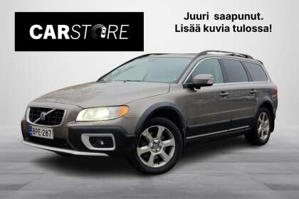 Volvo XC70 D5 AWD Summum aut // Juuri katsastettu / Vetokoukku / Peruutustutka / Vakionopeudensäädin / BLIS / - BPE-287