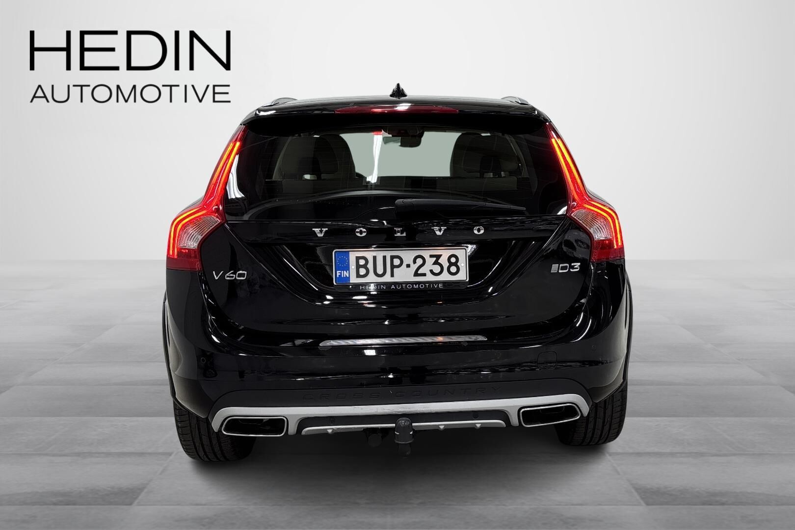 Volvo V60 Cross Country 2017, kuva 4/28
