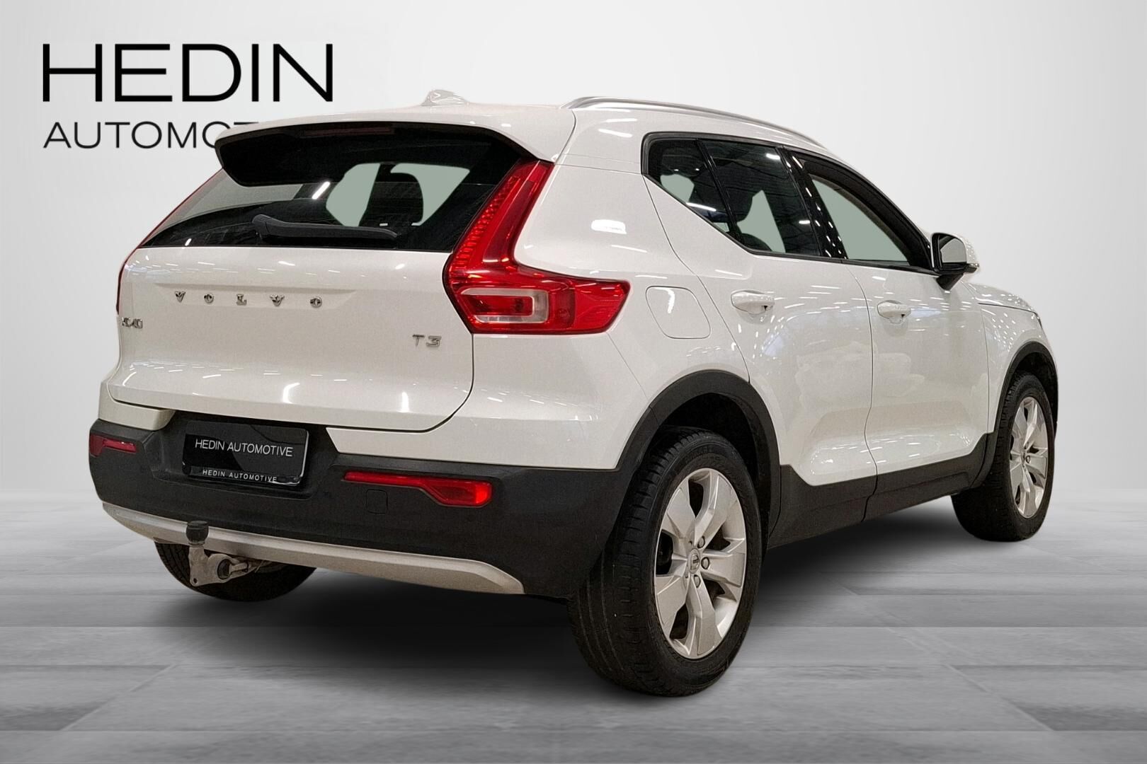Volvo XC40 T3 Business aut 2020, bild 2/31