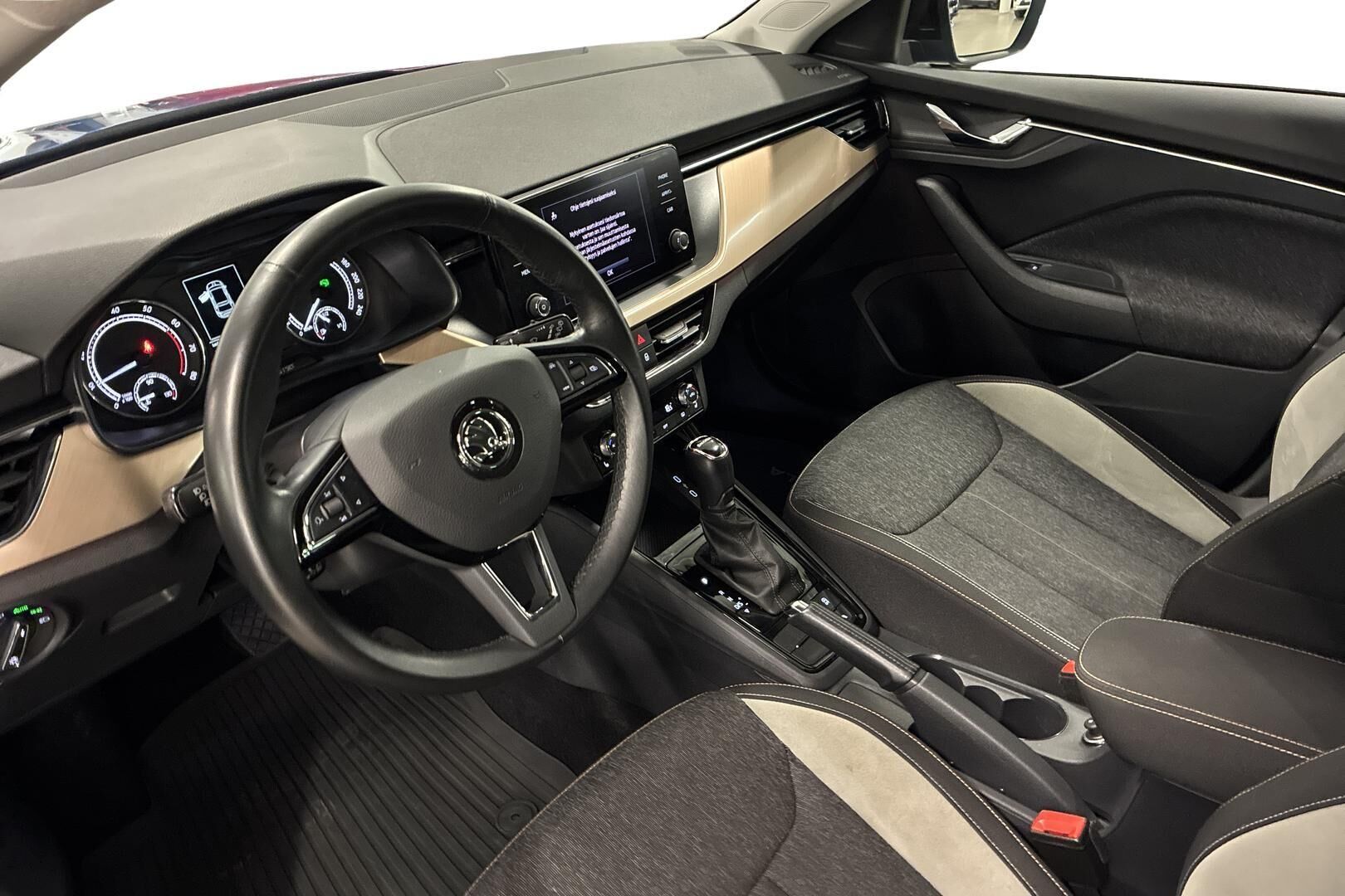 Skoda Scala 2019, bild 7/29