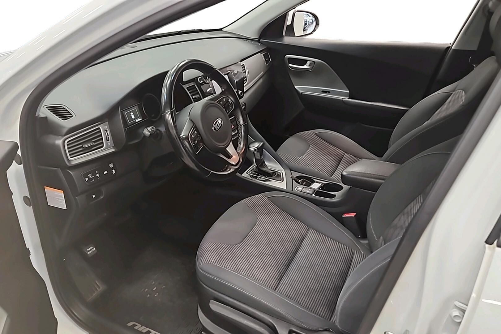 Kia Niro 1,6 GDI Hybrid LX DCT 2019, kuva 7/20
