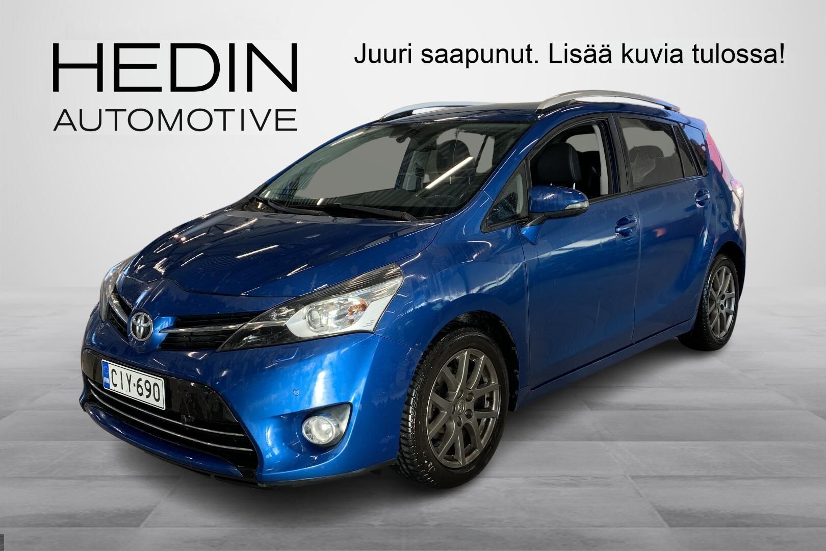 Toyota VERSO - CIY-690
