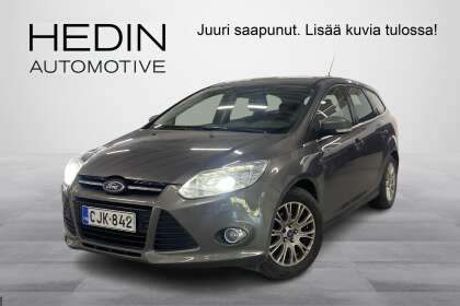 Ford FOCUS 1,0 EcoBoost 125 hv Start/Stop Titanium M6 Wagon // 1 Omisteinen / Suomi-auto / Vetokoukku / Lohko / - CJK-842