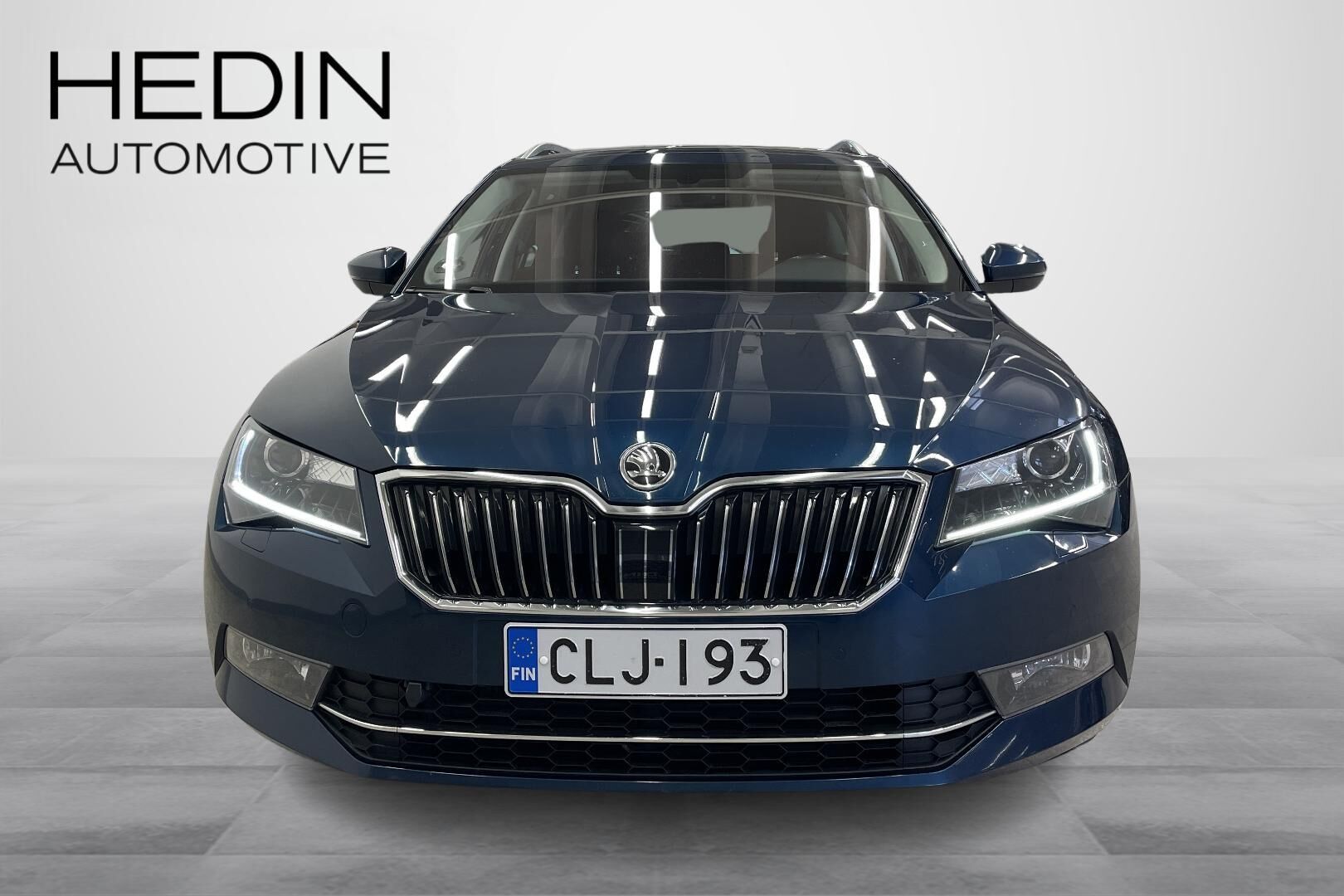 Skoda Superb 2018, bild 4/16