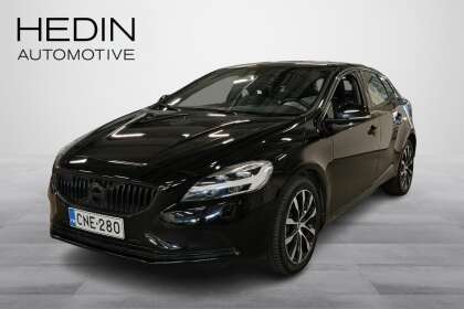 Volvo V40 D2 Business Dynamic Edition aut// Juuri huollettu/ Webasto/ 2x renkaat - CNE-280