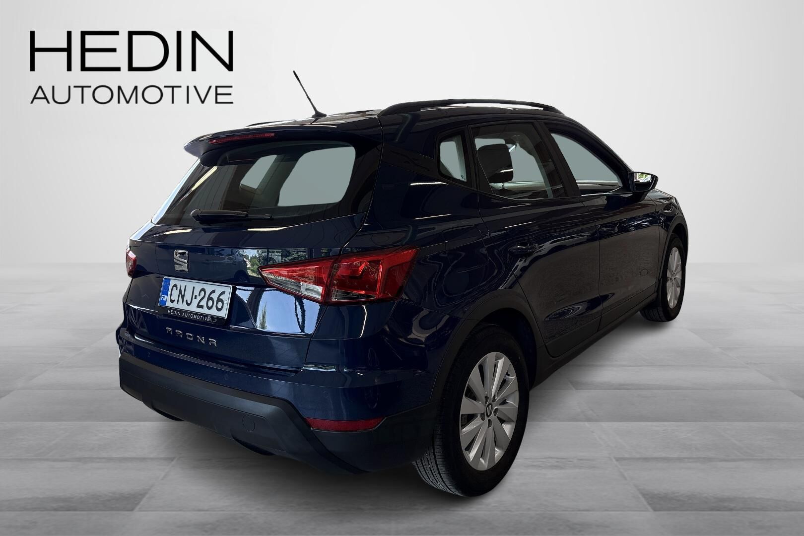 Seat Arona 1,0 EcoTSI 115 Style DSG 2019, kuva 3/27