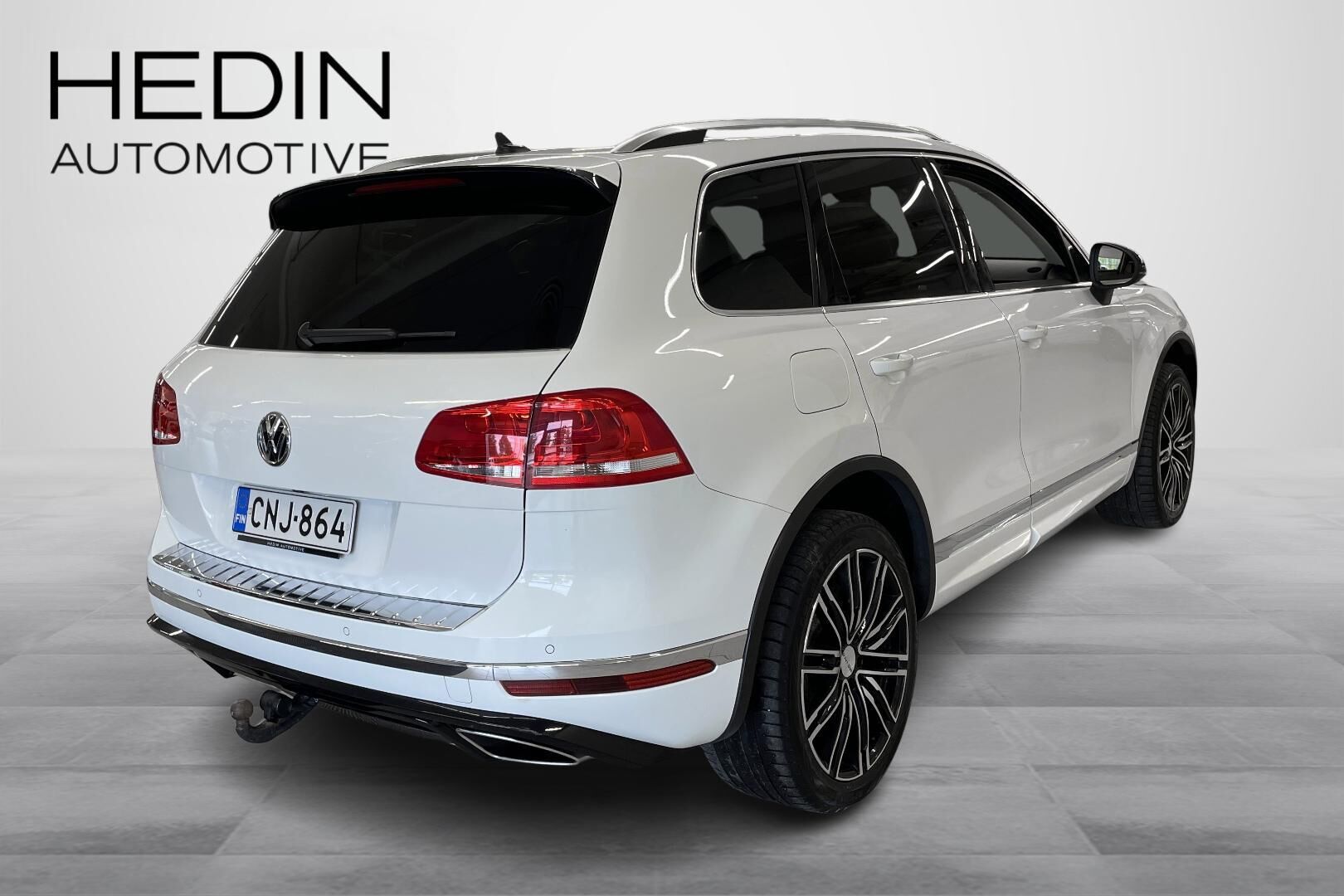 Volkswagen Touareg 2015, kuva 3/27