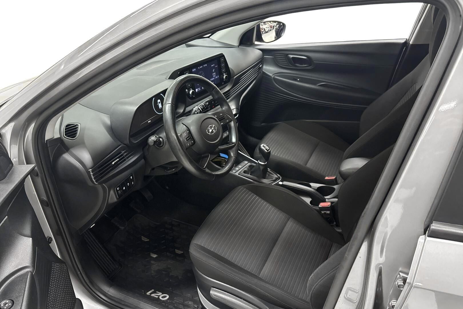 Hyundai i20 1.0 T-GDi 100 hv 6MT Comfort 2023, kuva 7/20