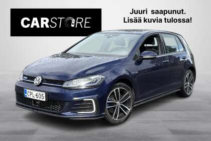 Volkswagen GOLF GTE Plug-In Hybrid 150 kW (204 hv) DSG / ACC / Nahat / LED / Tutkat / Navi / - CPL-605