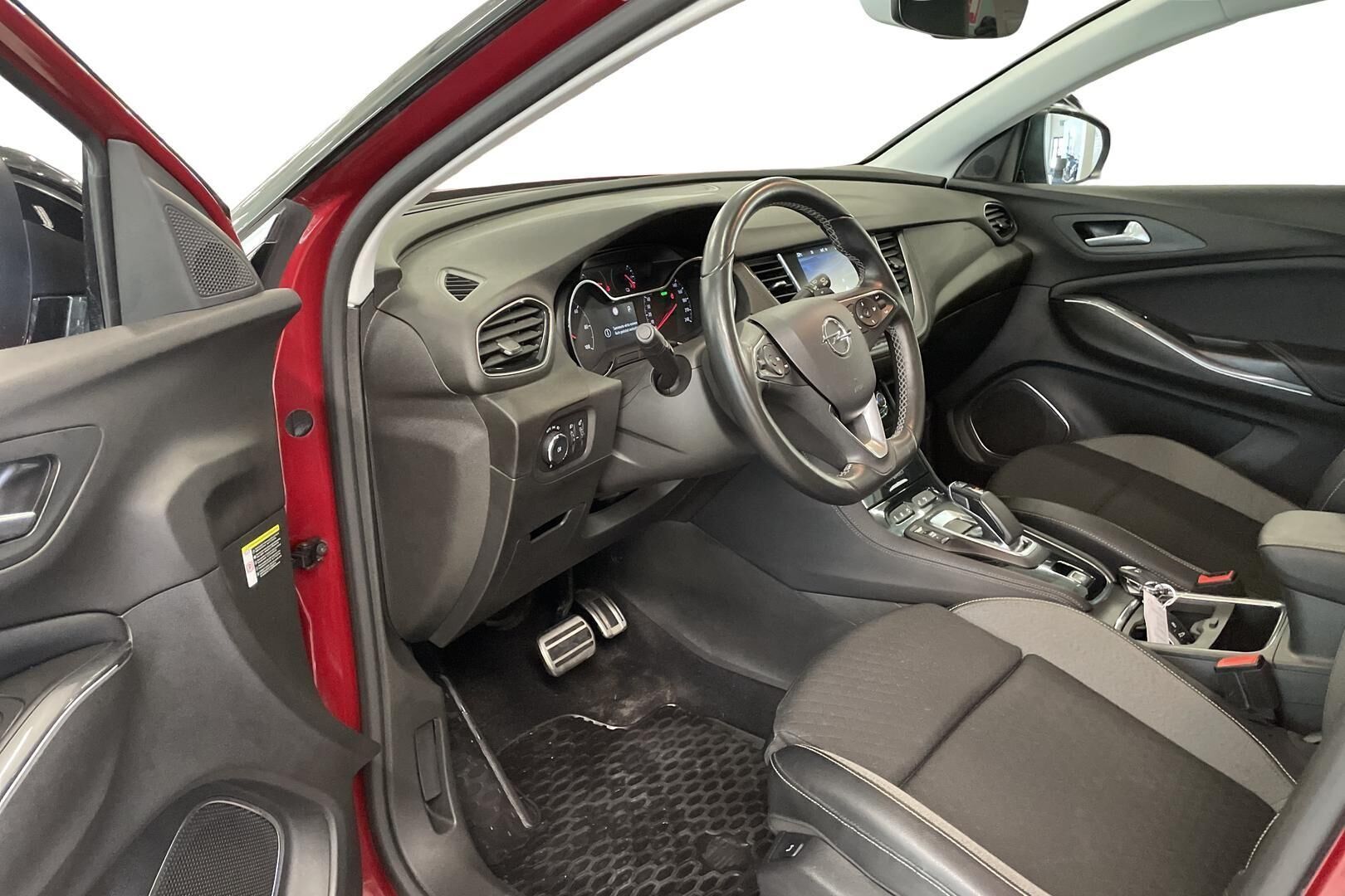 Opel Grandland X 2020, kuva 7/20
