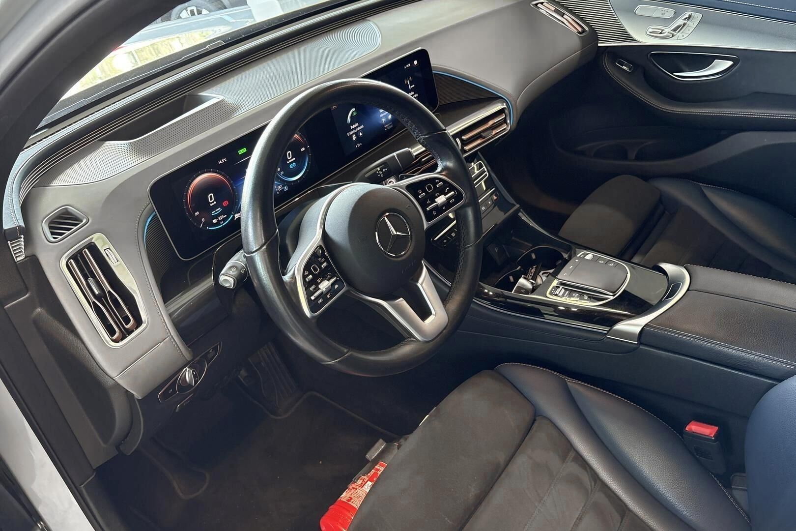Mercedes-Benz EQC 2019, kuva 7/40