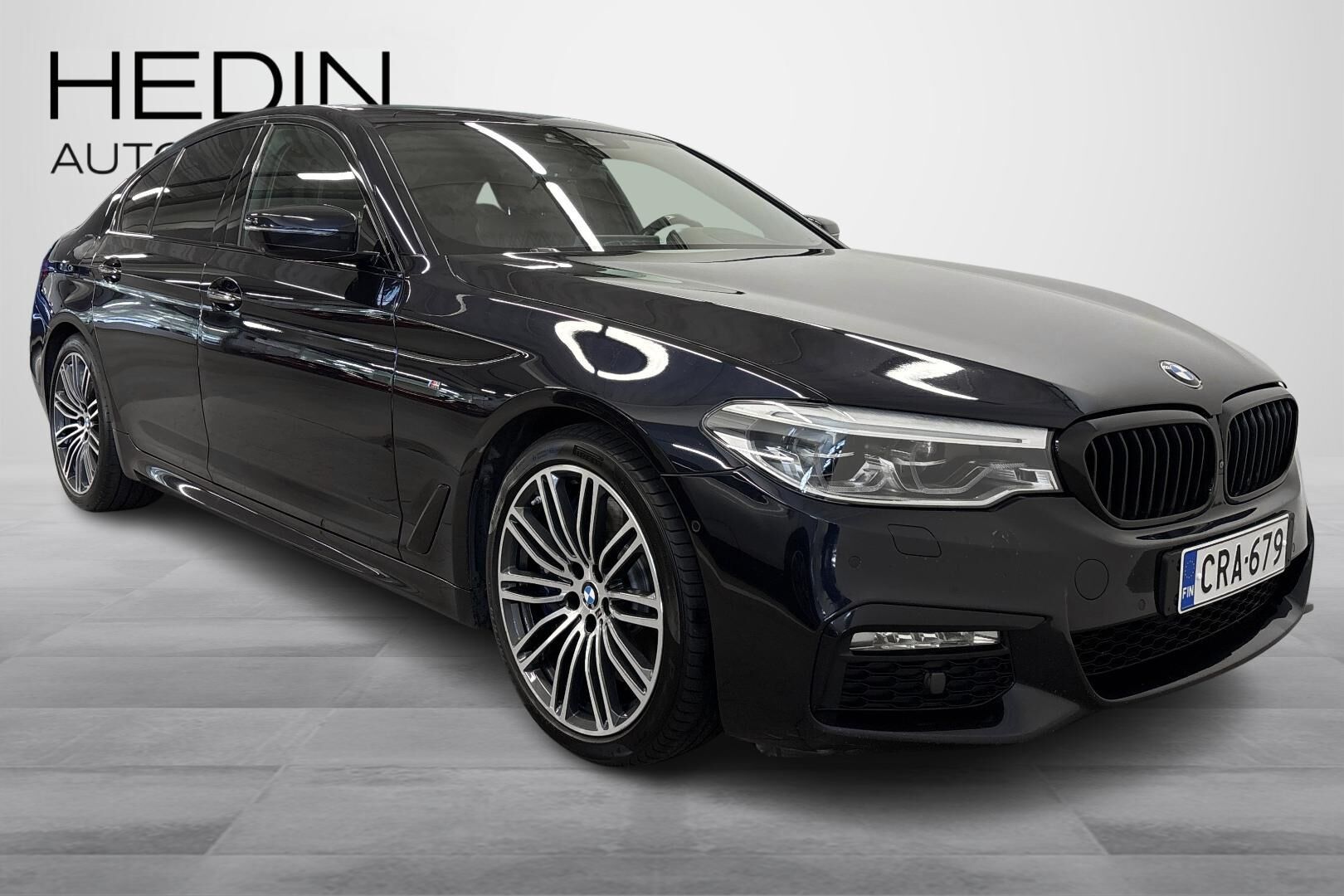 BMW 540 G30 Sedan 540i A xDrive M Sport 2017, kuva 7/38