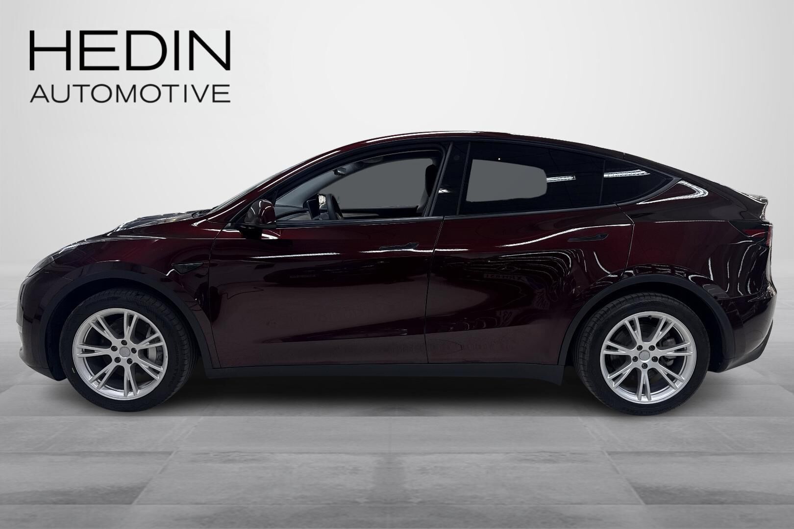 Tesla Model Y Long Range 2023, photo 7/30