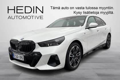 BMW 530 G60 Sedan 530e A xDrive Charged Edition M Sport PRO // Panorama/ Vetokoukku /Harman Kardon / ACC // - CSG-195