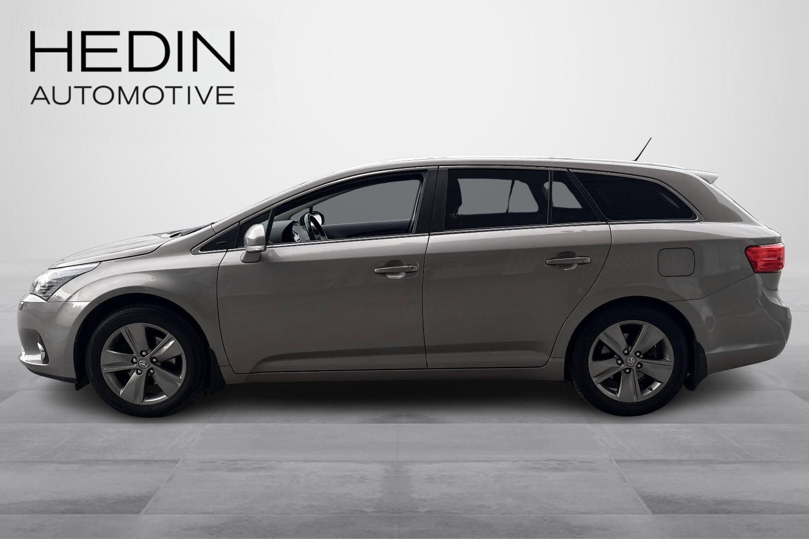 Toyota Avensis 2015, kuva 7/24