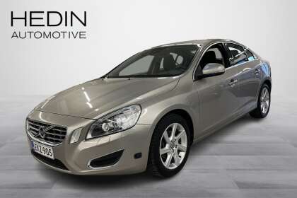 Volvo S60 D5 Momentum - EKZ-905