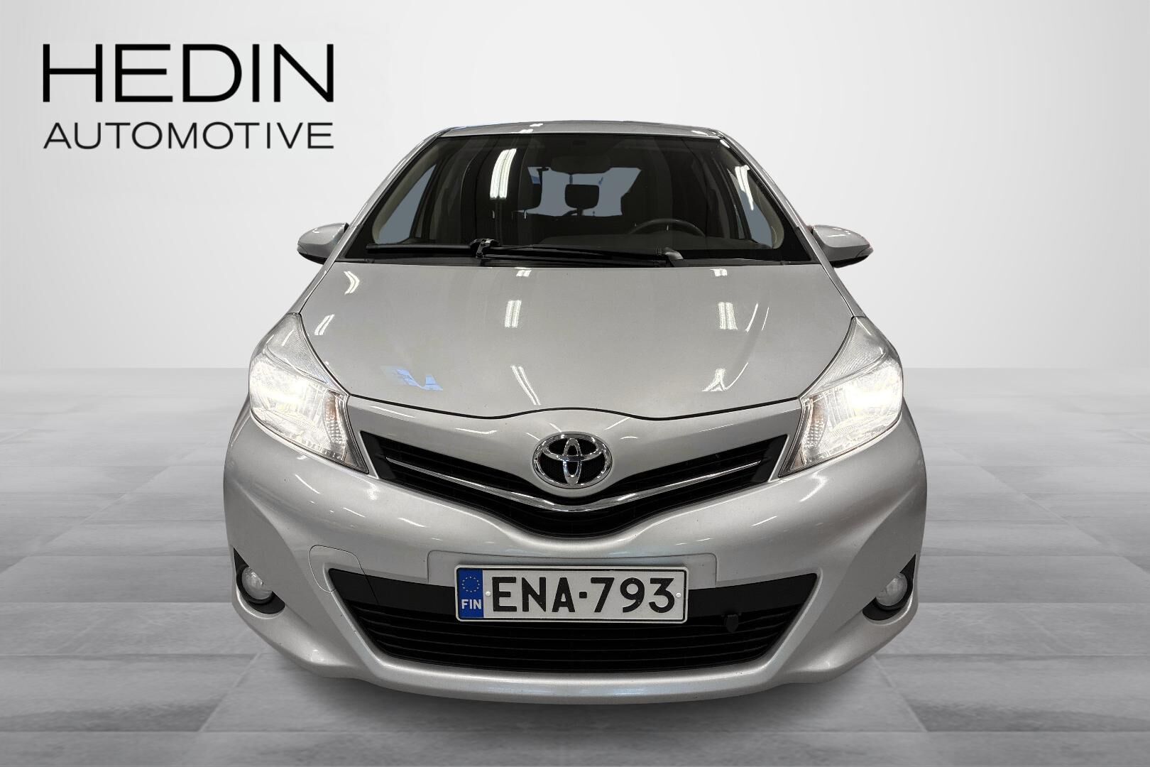 Toyota Yaris 1,33 Dual VVT-i Active 5ov 2014, bild 4/26