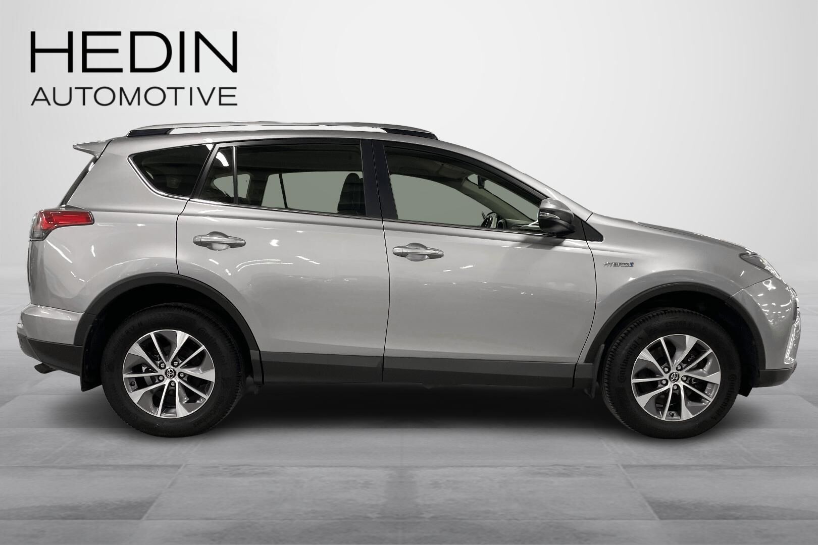 Toyota RAV4 2017, bild 6/30