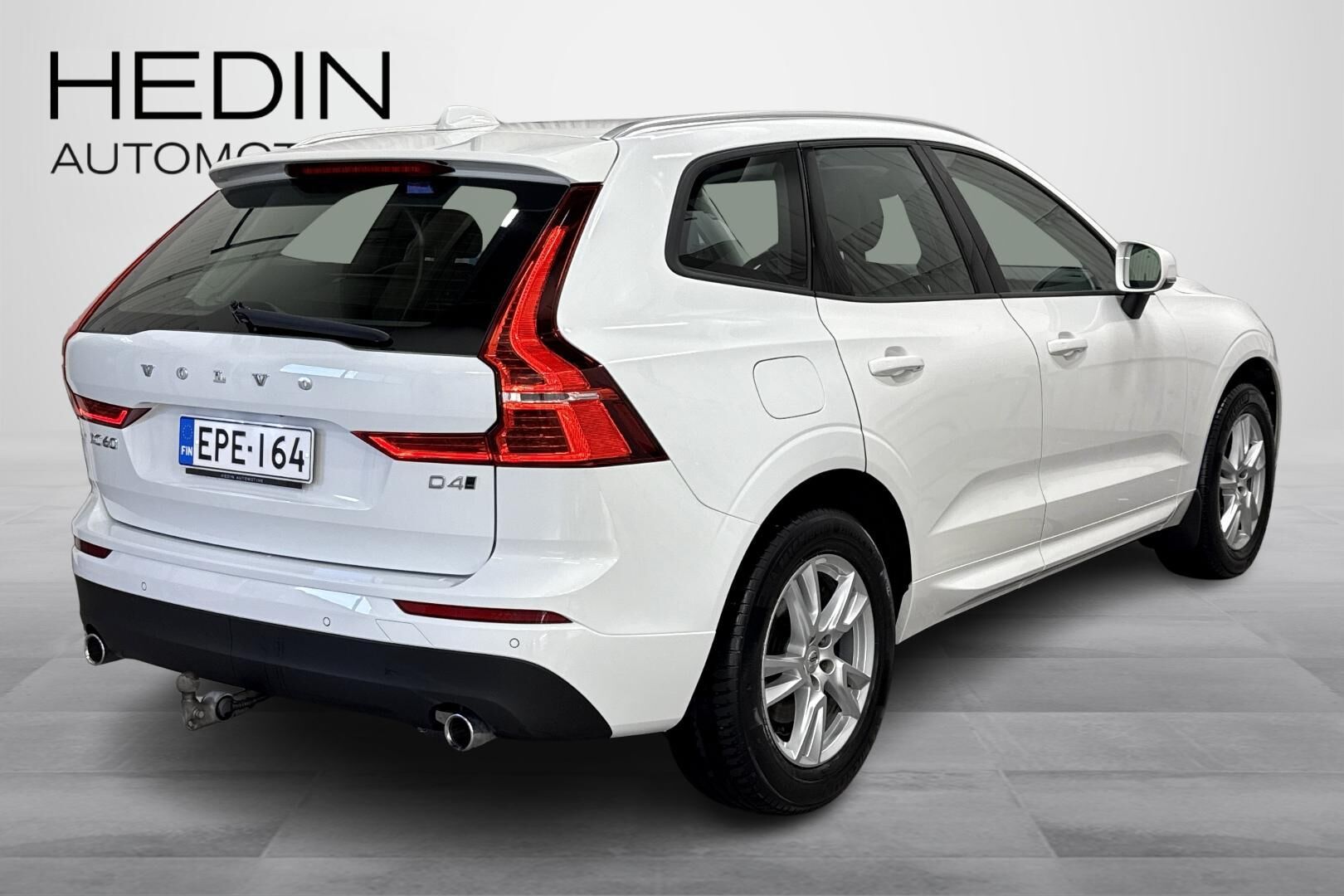 Volvo XC60 D4 AWD Business aut 2018, bild 3/36