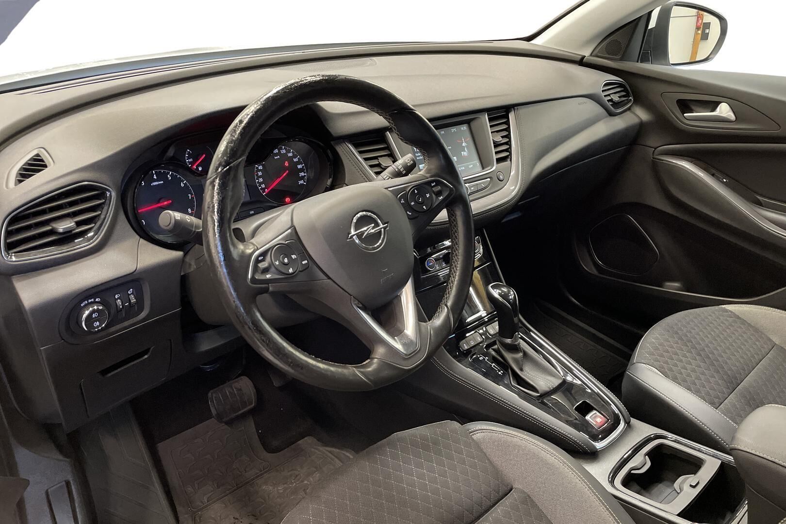 Opel Grandland X Comfort 130 Turbo A 2019, kuva 7/29