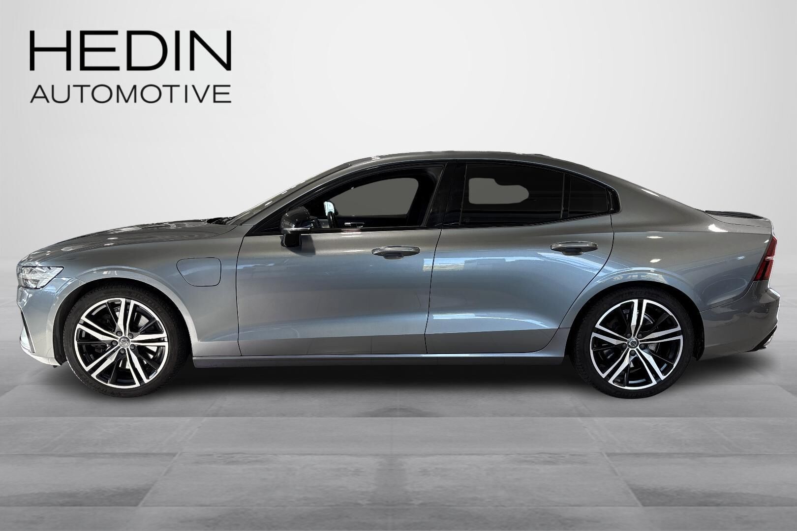 Volvo S60 2020, photo 7/29