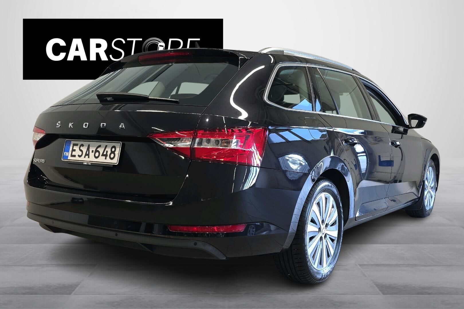 Skoda Superb 2022, kuva 2/25