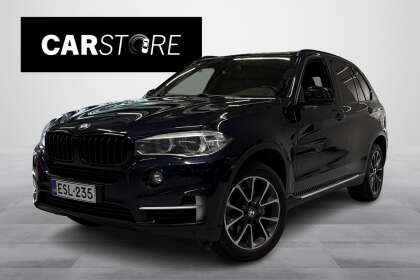 BMW X5 F15 xDrive40e A // Comfort-istuimet / Comfort-alusta / Soft-close / Kamera / Koukku / Comfort access - ESL-235