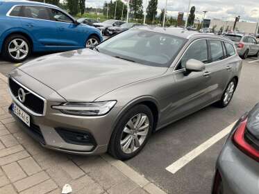 Volvo V60 B3 MHEV Momentum aut - ESR-415