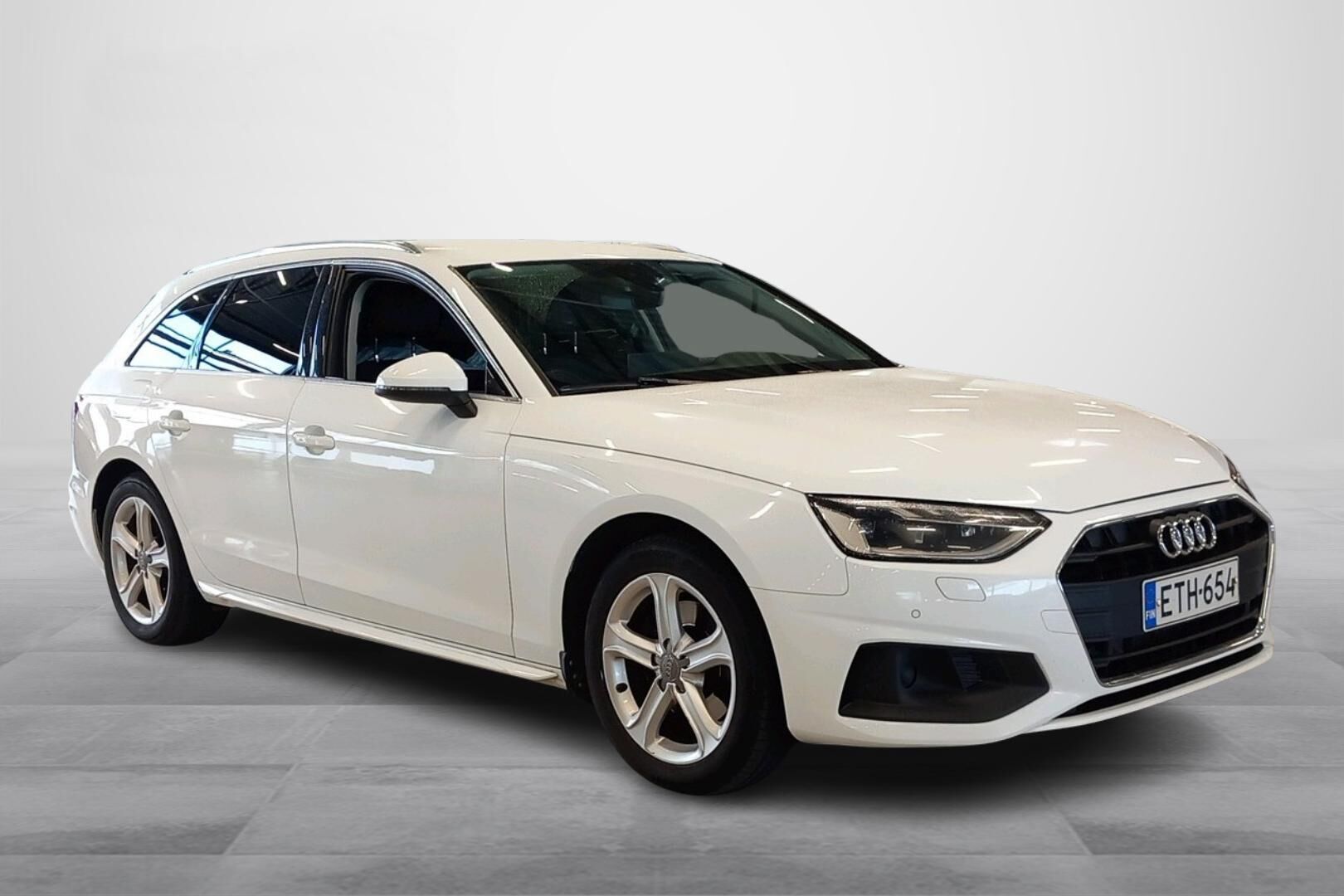 Audi A4 2020, kuva 4/17