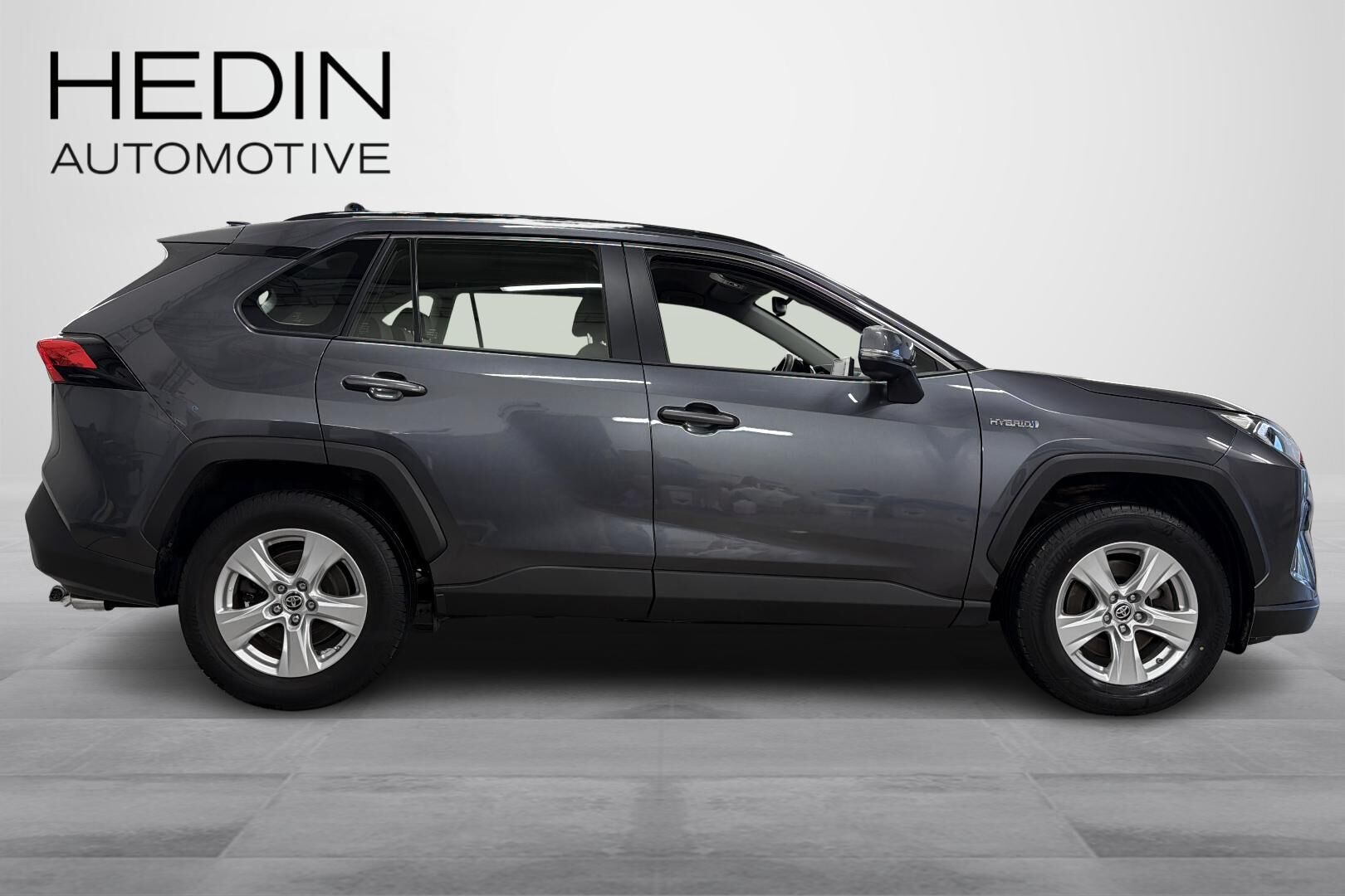 Toyota RAV4 2,5 Hybrid Active Edition 2021, photo 6/31