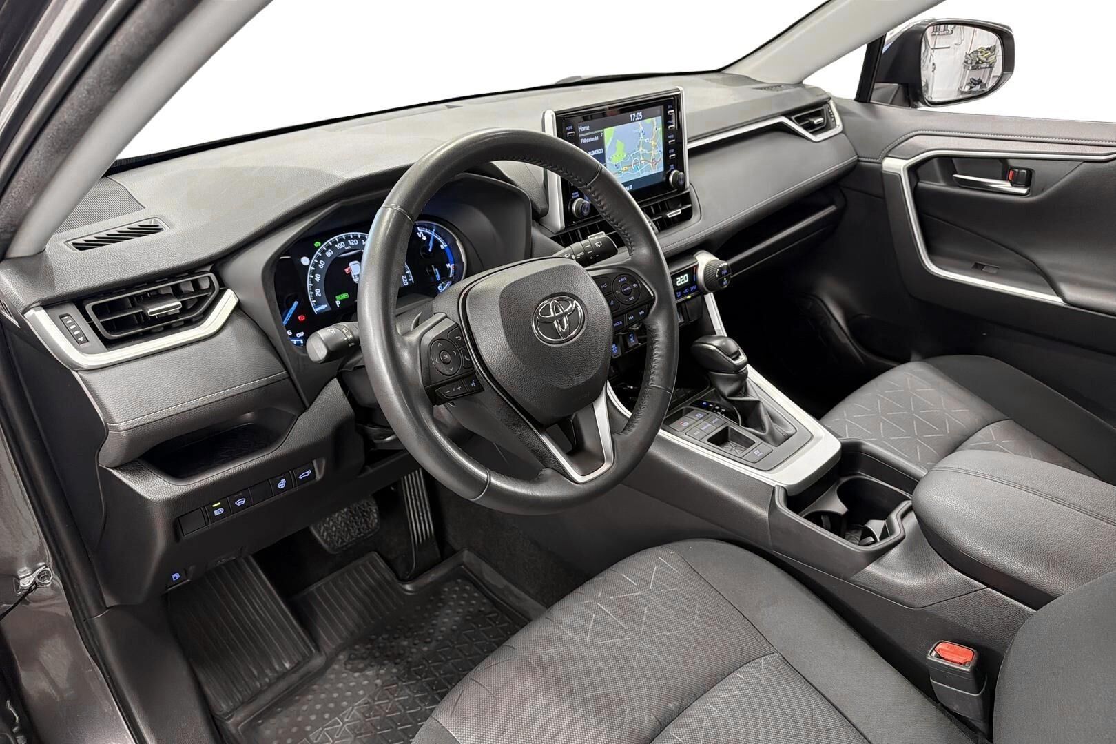 Toyota RAV4 2,5 Hybrid Active Edition 2021, photo 7/31